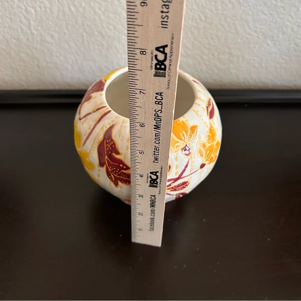 Anthropologie Zahara Orange Pink Embossed Floral 5X5.5